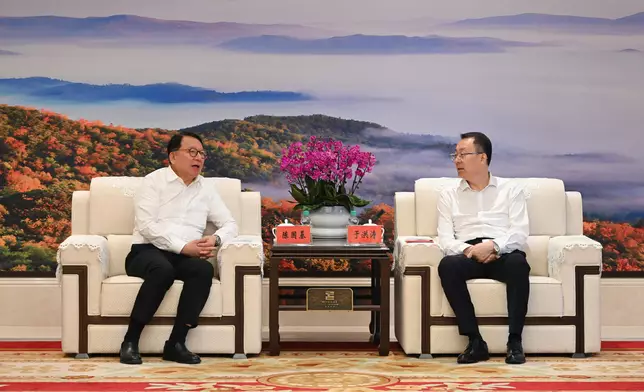 CS visits Heilongjiang Province (with photos/video) Source: HKSAR Government Press Releases