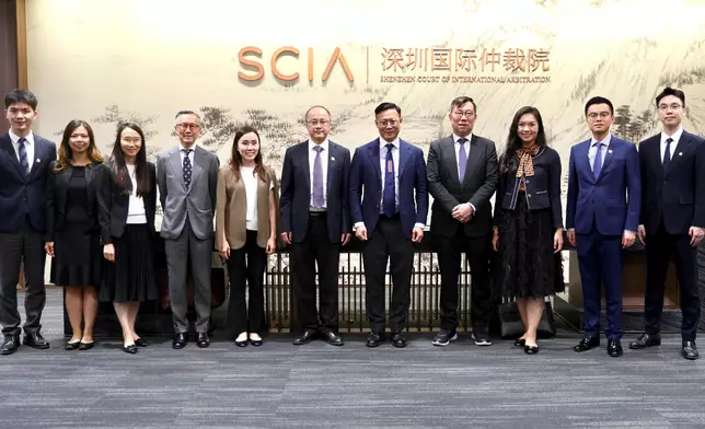 DSJ meets with SCIA President to discuss developments and collaboration in sports dispute resolution between Hong Kong and Shenzhen Source: HKSAR Government Press Releases