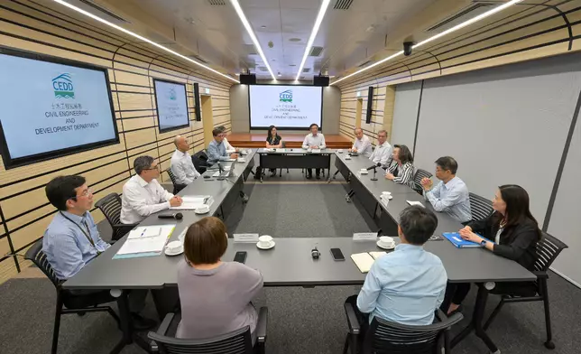 SCS visits Civil Engineering and Development Department  Source: HKSAR Government Press Releases