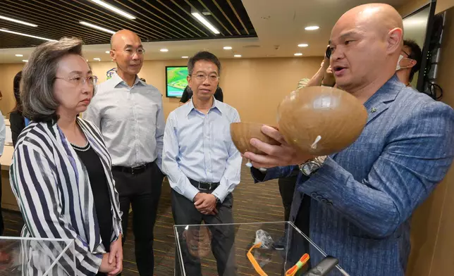 SCS visits Civil Engineering and Development Department  Source: HKSAR Government Press Releases