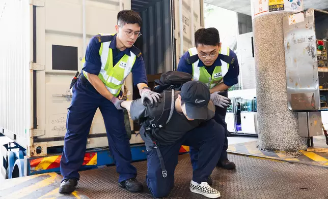 Inter-departmental counter-terrorism intelligence handling and hazardous material incident exercise conducted  Source: HKSAR Government Press Releases