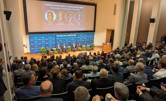 U.S. Sen. Dave McCormick (R- Pa.) and Pennsylvania Governor Josh Shapiro speak in a panel conversation at the inaugural Pennsylvania Energy &amp; Innovation Summit. Held at Carnegie Mellon University, the event was organized by Sen. McCormick to highlight the Commonwealth's vast potential to secure American energy and AI leadership.