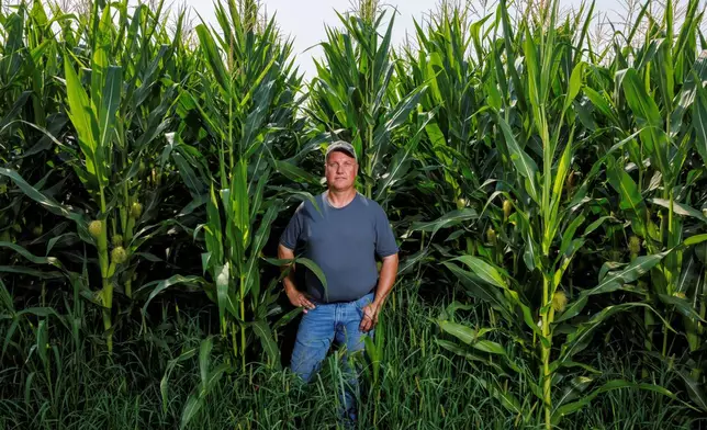 Steve Kuiper of Knoxville, Iowa is a fourth-generation corn farmer and Iowa Corn board member who provides dent corn for producing QIRA.