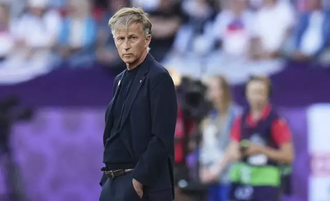 Netherlands head coach Andries Jonker stands by the touchline during the Euro 2025, group D, soccer match between England and the Netherlands at Stadion Letzigrund in Zurich, Switzerland, Wednesday, July 9, 2025. (AP Photo/Alessandra Tarantino)
