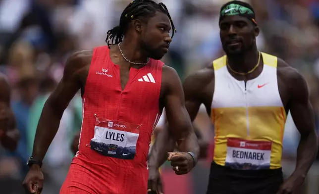Noah Lyles wins the men's 200-meter final at the U.S. Championships athletics meet in Eugene, Ore., Sunday, Aug. 3, 2025. (AP Photo/Abbie Parr)