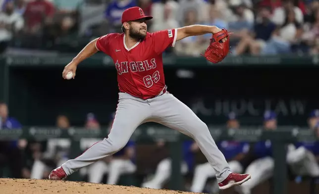 Los Angeles Angels starting pitcher Chase Silseth winds up to deliver to the Texas Rangers in the fifth inning of a baseball game, Tuesday, Aug. 26, 2025, in Arlington, Texas. (AP Photo/Tony Gutierrez)