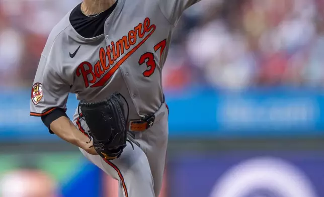 Baltimore Orioles starting pitcher Cade Povich delivers during the first inning of a baseball game against the Philadelphia Phillies, Monday, Aug. 4, 2025, in Philadelphia. (AP Photo/Chris Szagola)