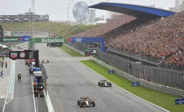 McLaren driver Oscar Piastri of Australia wins the Formula One Dutch Grand Prix in Zandvoort, Netherlands, Sunday, Aug. 31, 2025. (AP Photo/Peter Dejong)