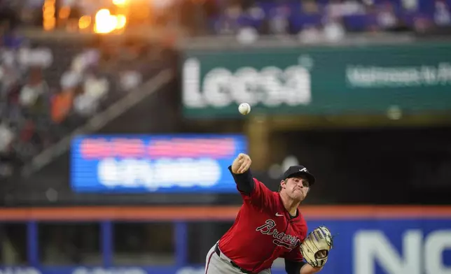 Atlanta Braves pitcher Bryce Elder throws during the second inning of a baseball game against the New York Mets, Thursday, Aug. 14, 2025, in New York. (AP Photo/Yuki Iwamura)