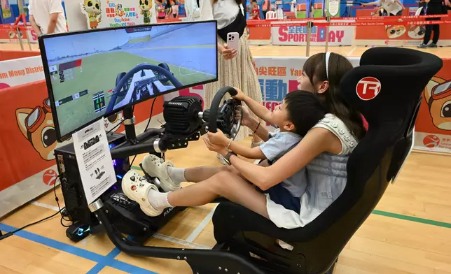 CE takes part in Sport For All Day 2025 (with photos/video) Source: HKSAR Government Press Releases