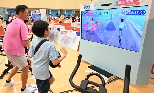 CE takes part in Sport For All Day 2025 (with photos/video) Source: HKSAR Government Press Releases