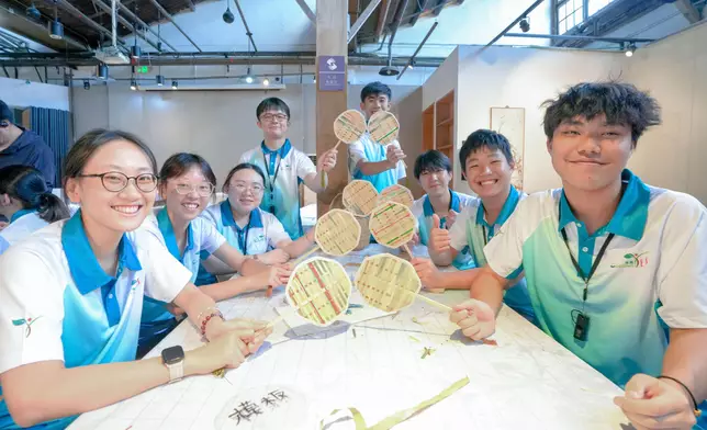 Hong Kong Customs organises Customs YES summer tour to Hangzhou and Shanghai  Source: HKSAR Government Press Releases