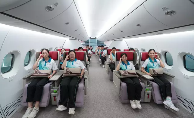 Hong Kong Customs organises Customs YES summer tour to Hangzhou and Shanghai  Source: HKSAR Government Press Releases