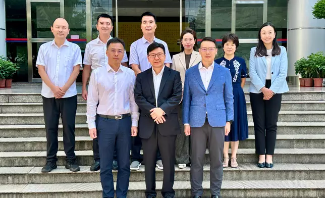 SLW visits Chengdu to exchange views on talent and social welfare policies  Source: HKSAR Government Press Releases
