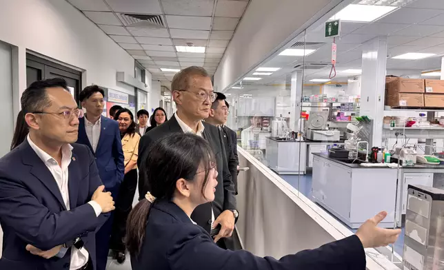 Secretary for Health continues visit to Singapore  Source: HKSAR Government Press Releases