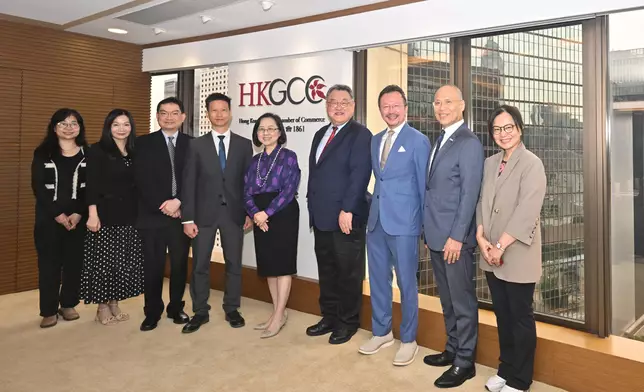Commissioner for Labour visits labour organisations and employer associations  Source: HKSAR Government Press Releases