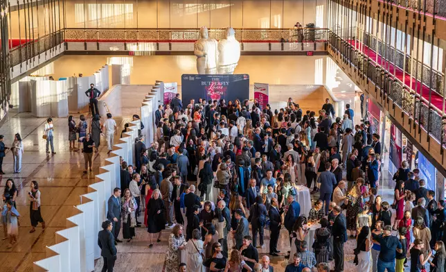 Hong Kong Ballet's "The Butterfly Lovers" makes US debut  Source: HKSAR Government Press Releases