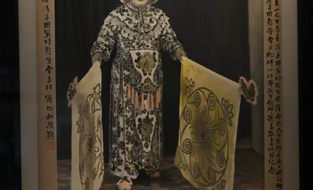 Hong Kong Museum of History and National Museum of China launch exhibition to commemorate 80th anniversary of Chinese victory in War of Resistance  Source: HKSAR Government Press Releases