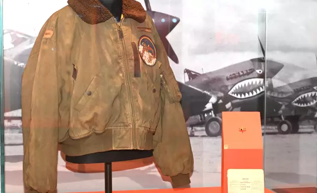 Hong Kong Museum of History and National Museum of China launch exhibition to commemorate 80th anniversary of Chinese victory in War of Resistance  Source: HKSAR Government Press Releases