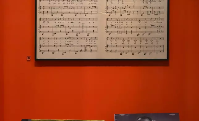 Hong Kong Museum of History and National Museum of China launch exhibition to commemorate 80th anniversary of Chinese victory in War of Resistance  Source: HKSAR Government Press Releases