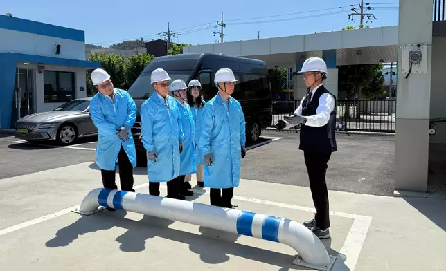SEE visits hydrogen energy facility in Korea  Source: HKSAR Government Press Releases