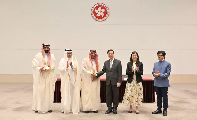 Hong Kong signs MOU with Saudi Arabia on Belt and Road collaboration  Source: HKSAR Government Press Releases