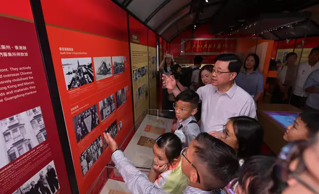 CE visits Eastern District to gather public views on Policy Address  Source: HKSAR Government Press Releases