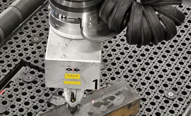 Robotic deslagging without programming: Teqram’s EasyGrinder automates finishing for consistent results.