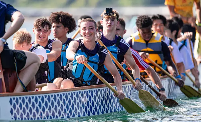 Yesterday, the young athletes enjoyed a Dragon Boat Experience Day, deepening their understanding of Chinese culture through hands-on experience.