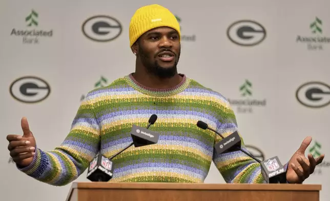 Green Bay Packers Micah Parsons speaks at his introductory news conference Friday, Aug. 29, 2025, in Green Bay, Wis. (AP Photo/Morry Gash)