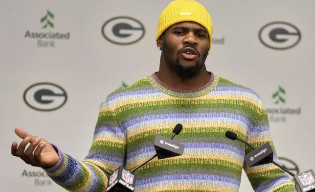 Green Bay Packers Micah Parsons speaks at his introductory news conference Friday, Aug. 29, 2025, in Green Bay, Wis. (AP Photo/Morry Gash)