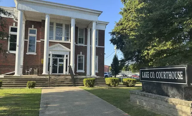 The Lake County Courthouse, where a hearing was held for a man charged with killing four relatives of an infant found abandoned in a home's front yard, is seen on Thursday, Aug. 7, 2025, in Tiptonville, Tenn. (AP Photo/Adrian Sainz)