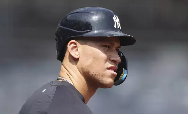 New York Yankees' Aaron Judge, who is injured, looks on during live batting practice before a baseball game between the New York Yankees and Tampa Bay Rays, Thursday, July 31, 2025, in New York. (AP Photo/Heather Khalifa)