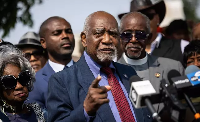 U.S. Democratic Rep. Danny Davis announces he'll retire after finishing his 15th term during a news conference outside his 7th Congressional District office on the West Side of Chicago, Thursday, July 31, 2025. (Ashlee Rezin/Chicago Sun-Times via AP)