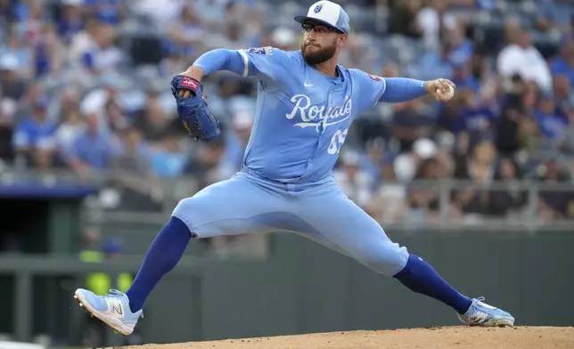 Kansas City Royals starting pitcher Noah Cameron throws in the first inning against the Toronto Blue Jays during a baseball game Saturday Sept. 20, 2025, in Kansas City, Mo. (AP Photo/Ed Zurga)