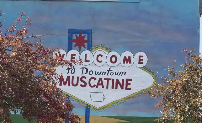 A mural on the side of a building is shown in downtown Muscatine, Iowa, on Monday, Sept. 8, 2025. (AP Photo/Ryan J. Foley.)
