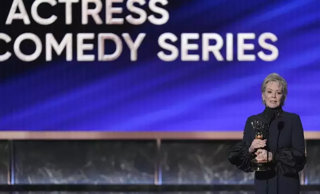 Jean Smart accepts the award for outstanding lead actress in a comedy series for "Hacks" during the 77th Primetime Emmy Awards on Sunday, Sept. 14, 2025, at the Peacock Theater in Los Angeles. (AP Photo/Chris Pizzello)