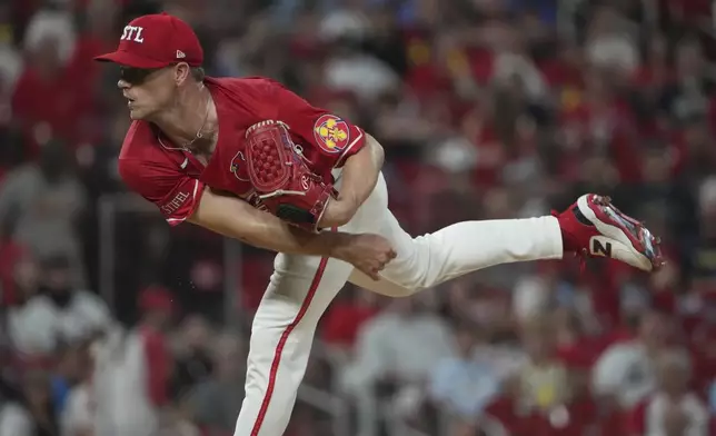 St. Louis Cardinals starting pitcher Sonny Gray throws during the first inning of a baseball game against the Milwaukee Brewers Friday, Sept. 19, 2025, in St. Louis. (AP Photo/Jeff Roberson)