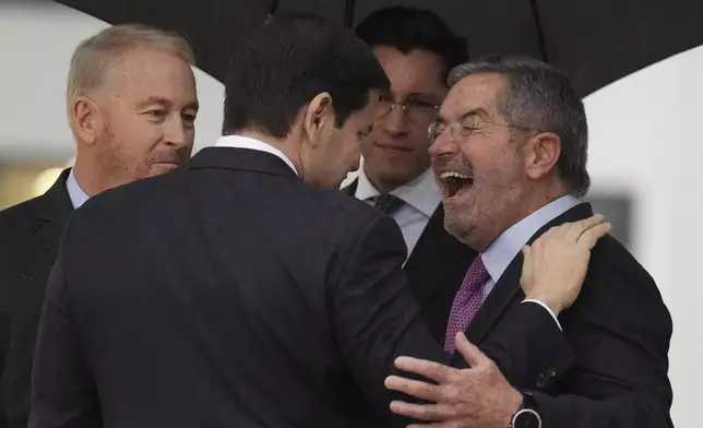 Mexican Foreign Secretary Juan Ramon de la Fuente, right, welcomes U.S. Secretary of State Marco Rubio at Felipe Angeles International Airport in Zumpango, on the outskirts of Mexico City, Tuesday, Sept. 2, 2025. (AP Photo/Jacquelyn Martin, Pool)