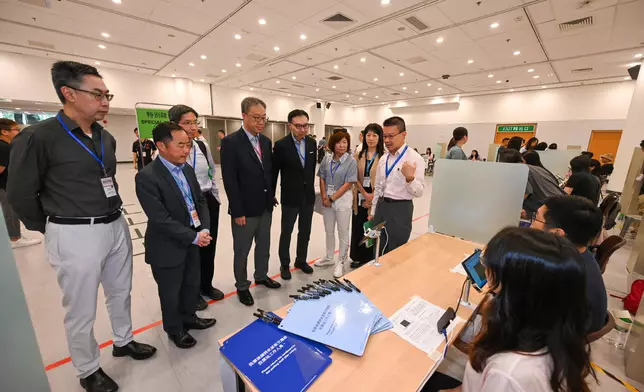 EAC Chairman visits polling station and Central Counting Station of Election Committee Subsector By-elections  Source: HKSAR Government Press Releases