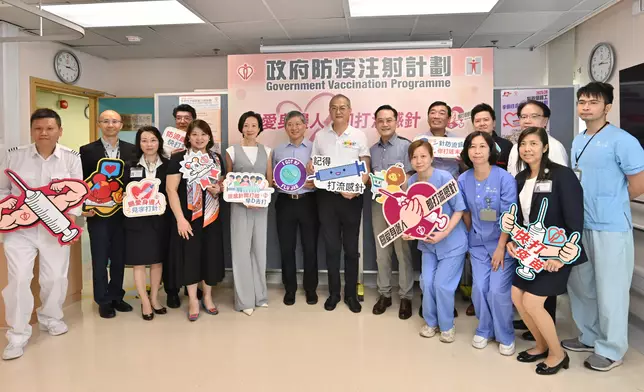 Secretary for Health receives vaccinations against seasonal influenza and COVID-19  Source: HKSAR Government Press Releases