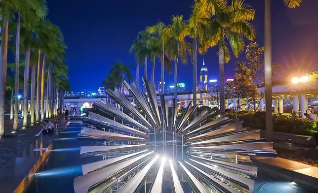 Lighting installation "Flowerworks on the Water" lifts curtain on Mid-Autumn Lantern Carnival 2025  Source: HKSAR Government Press Releases