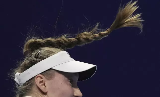 Elena Rybakina, of Kazakhstan serves against Jessica Pegula of the United States during the Billie Jean King Cup quarterfinals tennis match, at the Shenzhen Bay Sports Center Arena, in Shenzhen, China's Guangdong province, Thursday, Sept. 18, 2025. (AP Photo/Andy Wong)