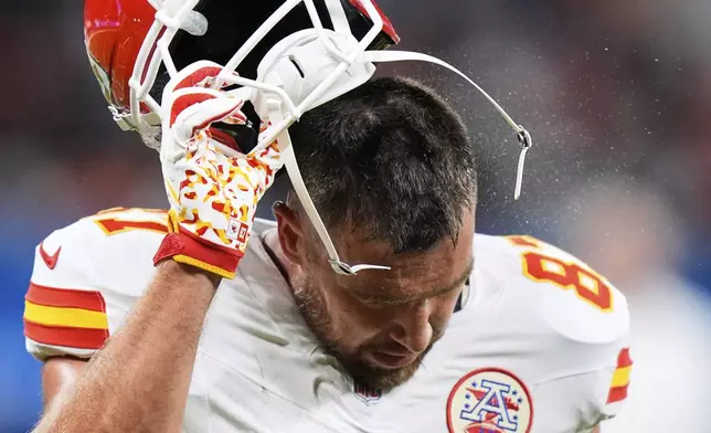 Kansas City Chiefs tight end Travis Kelce warms up before an NFL football game between the Kansas City Chiefs and the Los Angeles Chargers, Friday, Sept. 5, 2025, in Sao Paulo. (AP Photo/Fernando Llano)