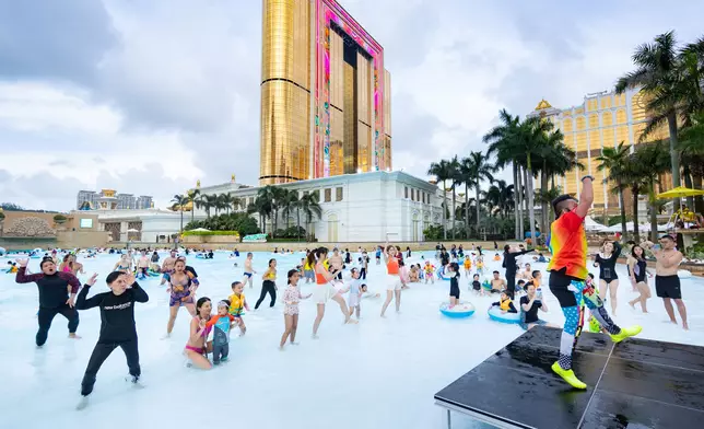 The Grand Resort Deck at Galaxy Macau offers beyond swimming and water adventures – Aqua Zumba and bodyweight workshops will be available on September 27 and 28, as well as from October 1 to 5.