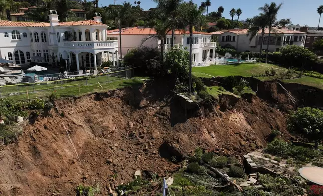 A landslide on a coastal bluff is shown from an aerial view on Tuesday, Sept. 30, 2025, in Rancho Palos Verdes, Calif. (AP Photo/Jae C. Hong)