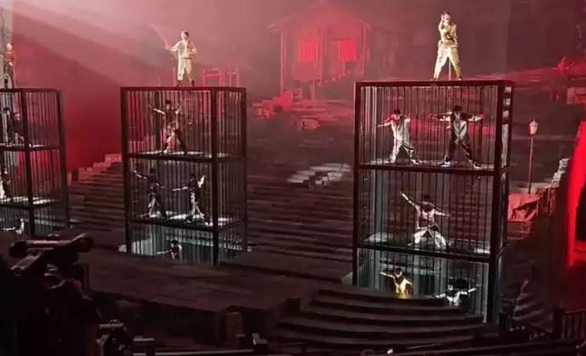 ​​"Chongqing 1949". Photo by Bastillepost.