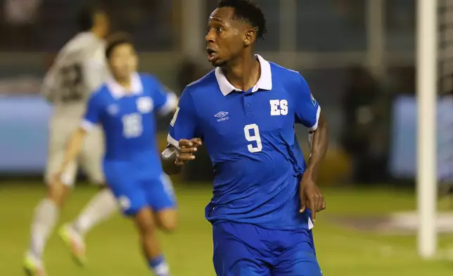 El Salvador's Bryan Gil reacts after scoring a goal that was disallowed on review during a World Cup 2026 qualifying soccer match against Panama at Cuscatlan stadium in San Salvador, El Salvador, Friday, Oct. 10, 2025. (AP Photo/Salvador Melendez)