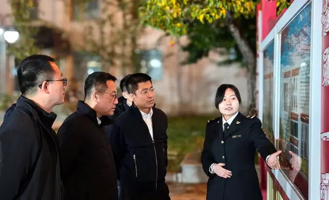 Commissioner of Customs and Excise visits Lhasa Customs District  Source: HKSAR Government Press Releases