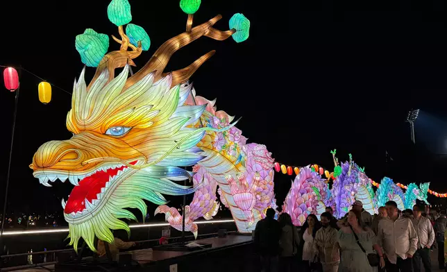 Hong Kong Dragon shines bright at OzAsia Festival in Adelaide  Source: HKSAR Government Press Releases